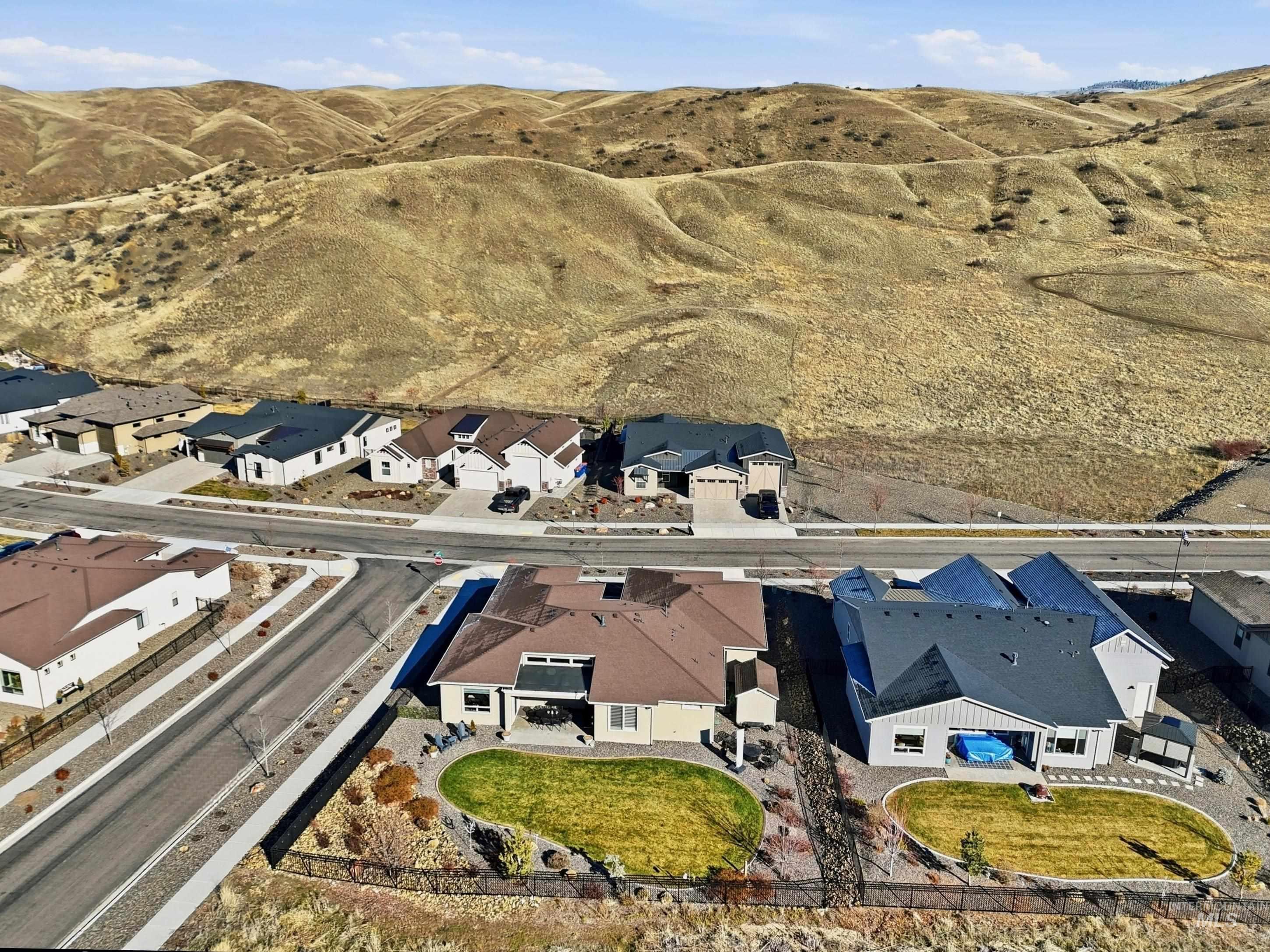 18051 N Burnt Car Pl, Boise, Idaho 83714, 3 Bedrooms, 2.5 Bathrooms, Residential For Sale, Price $885,000, 98980946