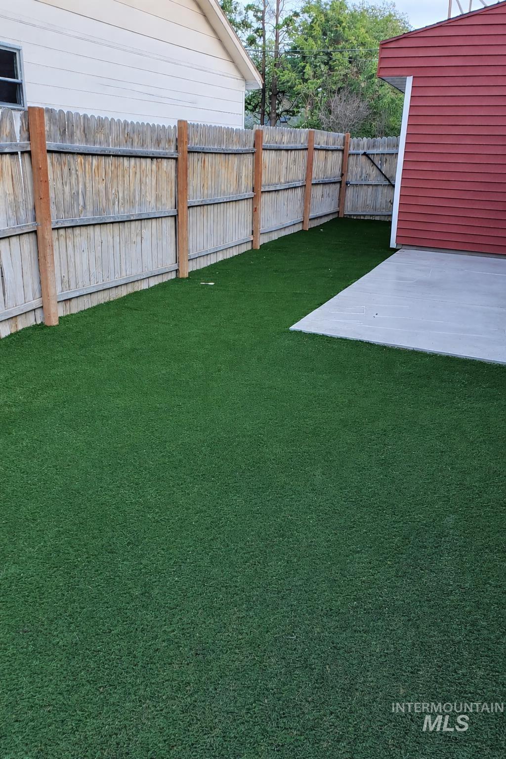 401 Filer Avenue, Twin Falls, Idaho 83301, 3 Rooms, Business/Commercial For Sale, Price $299,999, 98980947