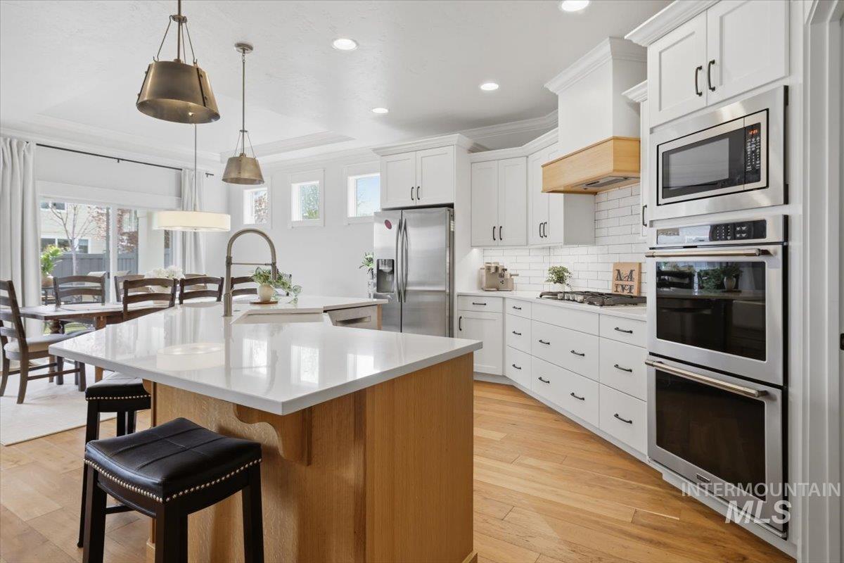 6098 Palatino Way, Meridian, Idaho 83642, 5 Bedrooms, 3 Bathrooms, Residential For Sale, Price $749,000, 98980950