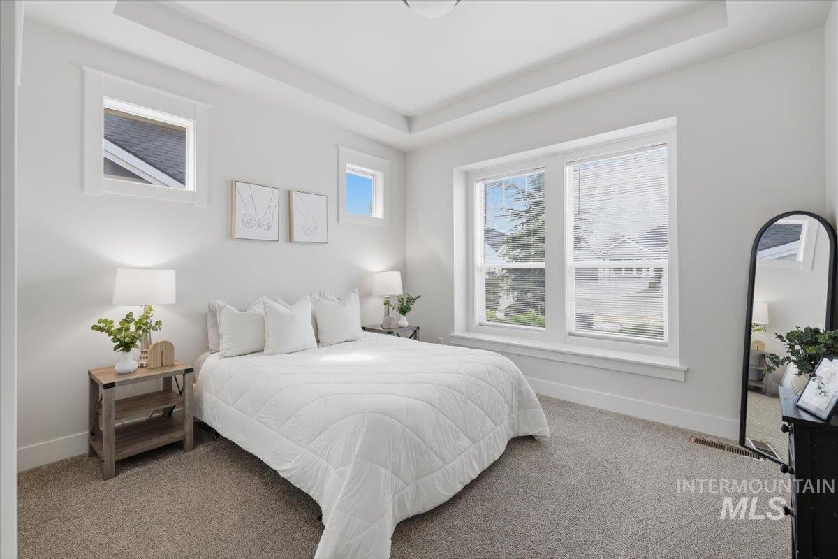 6098 Palatino Way, Meridian, Idaho 83642, 5 Bedrooms, 3 Bathrooms, Residential For Sale, Price $749,000, 98980950