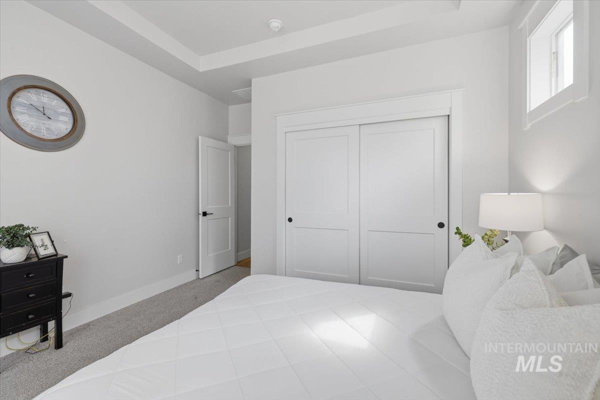 6098 Palatino Way, Meridian, Idaho 83642, 5 Bedrooms, 3 Bathrooms, Residential For Sale, Price $749,000, 98980950