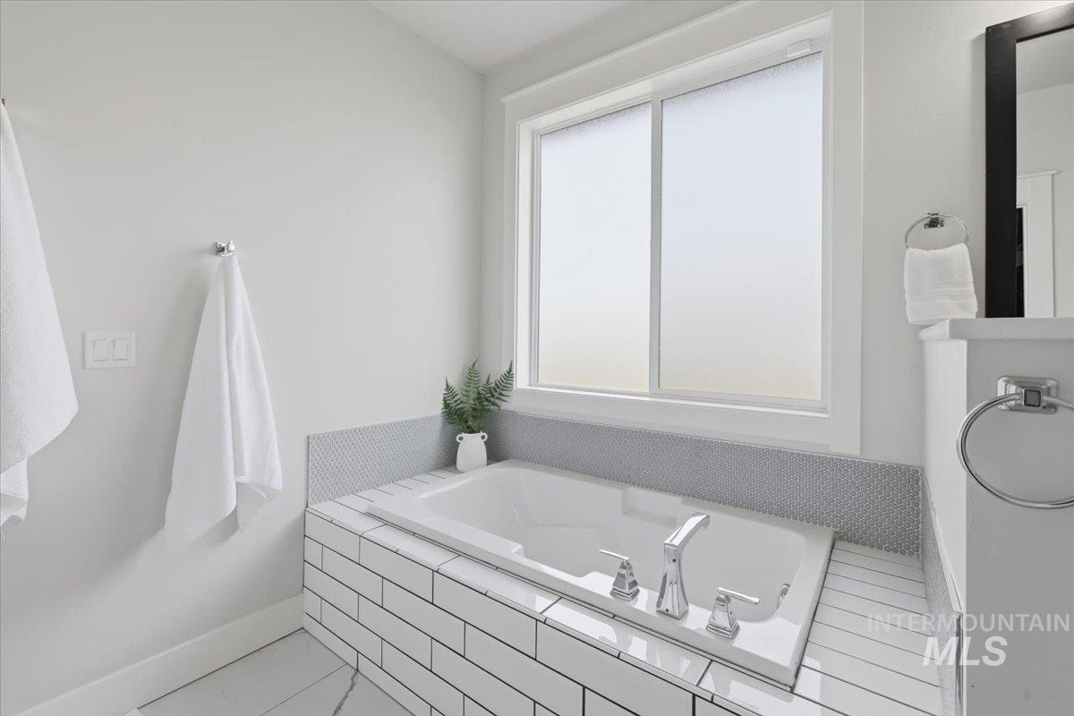 6098 Palatino Way, Meridian, Idaho 83642, 5 Bedrooms, 3 Bathrooms, Residential For Sale, Price $749,000, 98980950