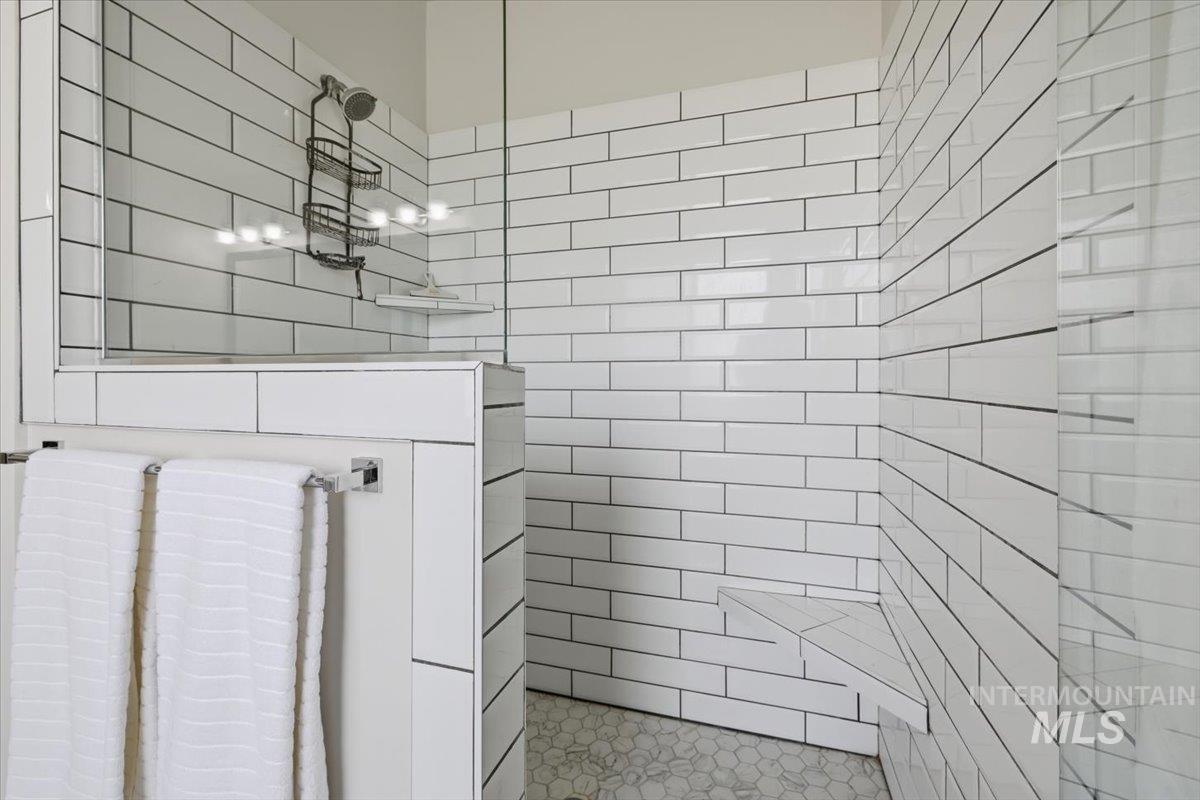 6098 Palatino Way, Meridian, Idaho 83642, 5 Bedrooms, 3 Bathrooms, Residential For Sale, Price $749,000, 98980950