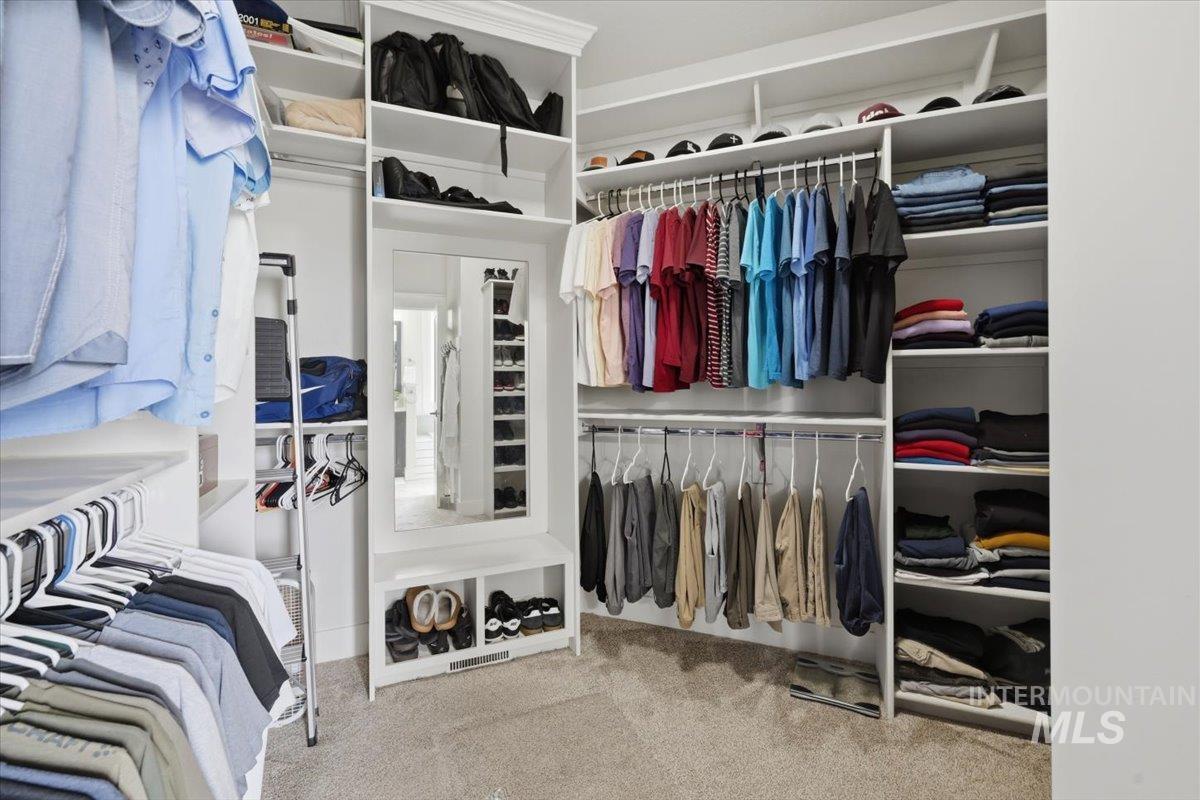 6098 Palatino Way, Meridian, Idaho 83642, 5 Bedrooms, 3 Bathrooms, Residential For Sale, Price $749,000, 98980950