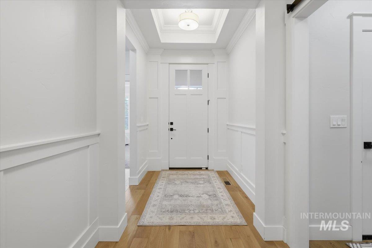 6098 Palatino Way, Meridian, Idaho 83642, 5 Bedrooms, 3 Bathrooms, Residential For Sale, Price $749,000, 98980950