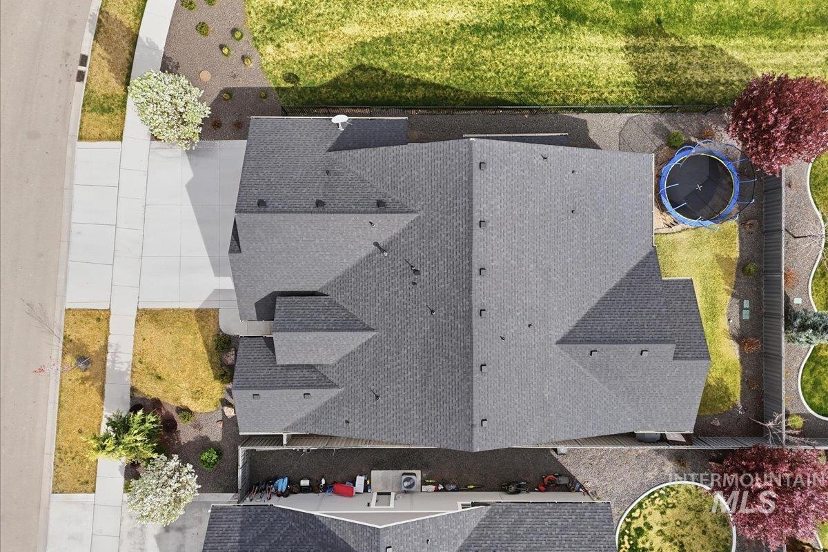 6098 Palatino Way, Meridian, Idaho 83642, 5 Bedrooms, 3 Bathrooms, Residential For Sale, Price $749,000, 98980950