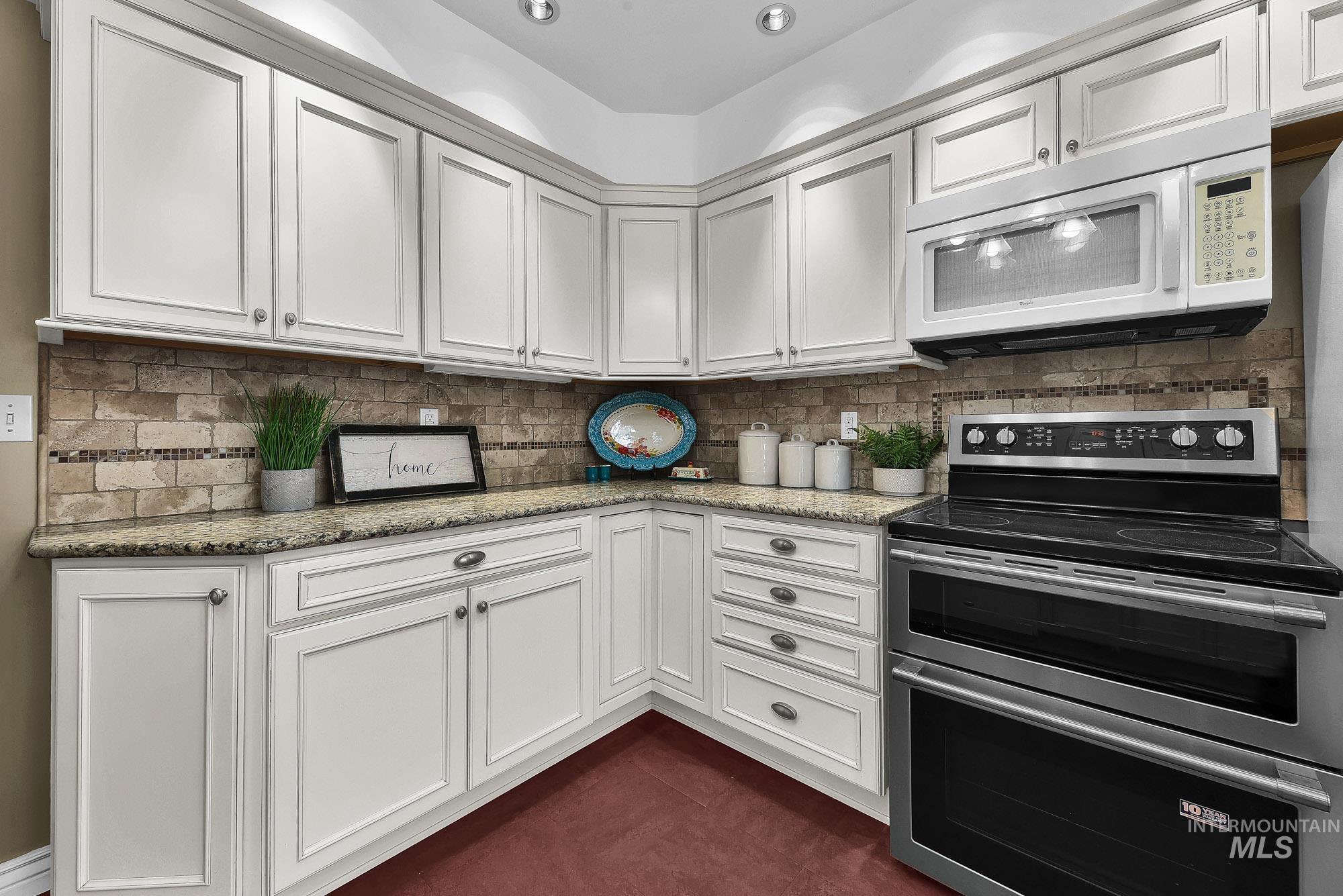 1904 Blaine St, Caldwell, Idaho 83605-4341, 4 Bedrooms, 2 Bathrooms, Residential For Sale, Price $498,900, 98980951