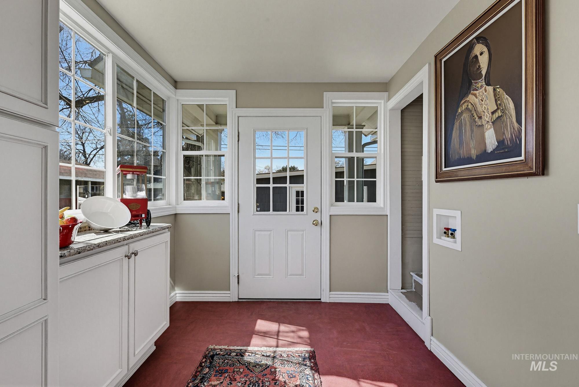 1904 Blaine St, Caldwell, Idaho 83605-4341, 4 Bedrooms, 2 Bathrooms, Residential For Sale, Price $498,900, 98980951