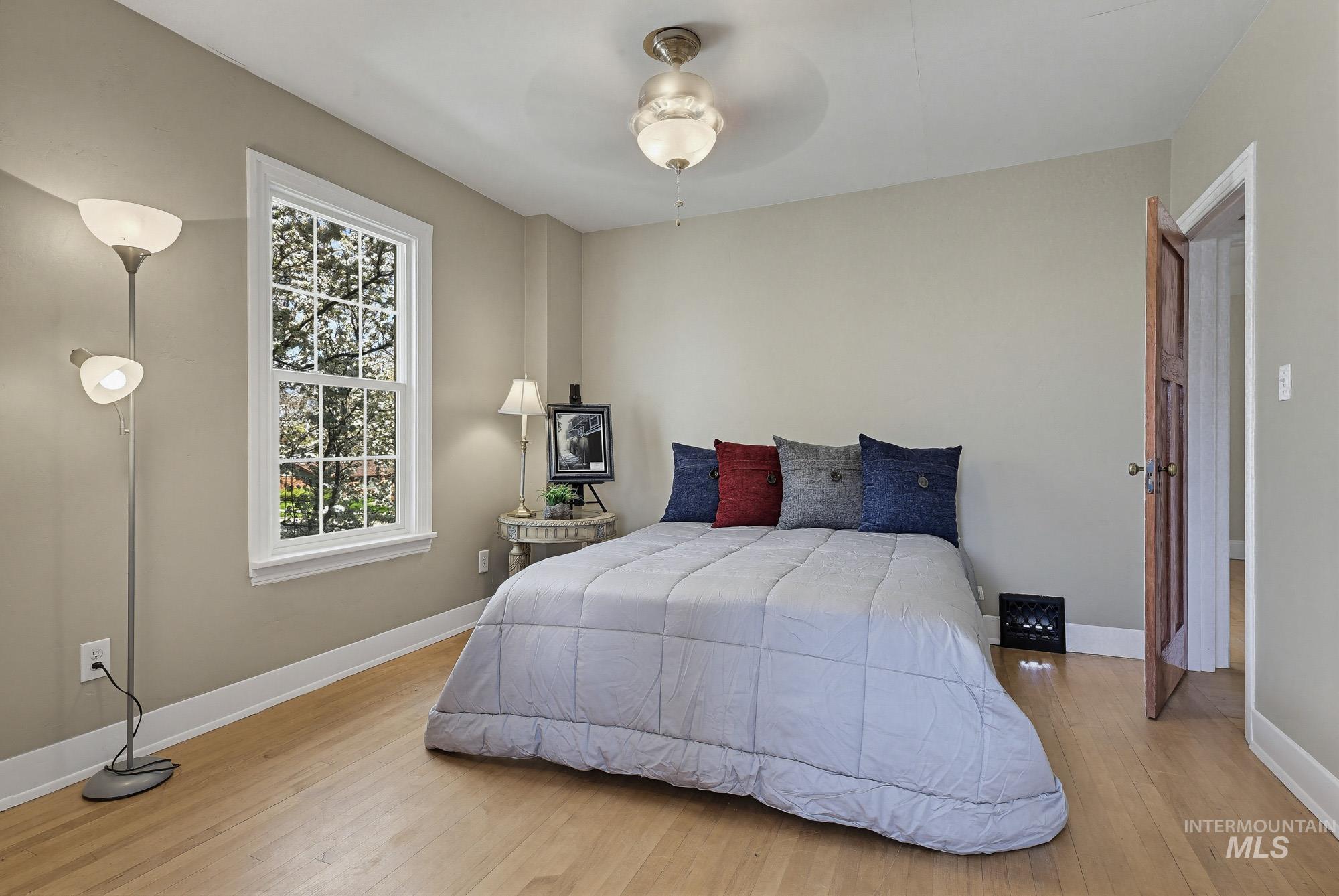 1904 Blaine St, Caldwell, Idaho 83605-4341, 4 Bedrooms, 2 Bathrooms, Residential For Sale, Price $498,900, 98980951