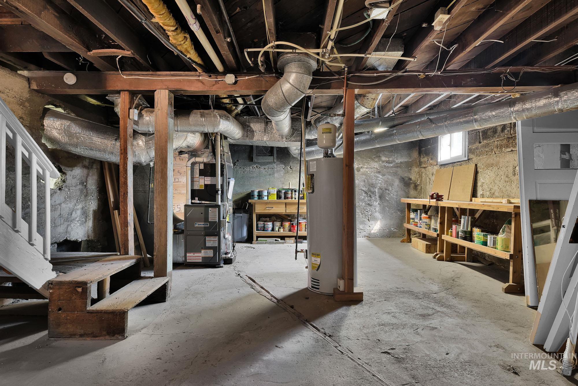 1904 Blaine St, Caldwell, Idaho 83605-4341, 4 Bedrooms, 2 Bathrooms, Residential For Sale, Price $498,900, 98980951