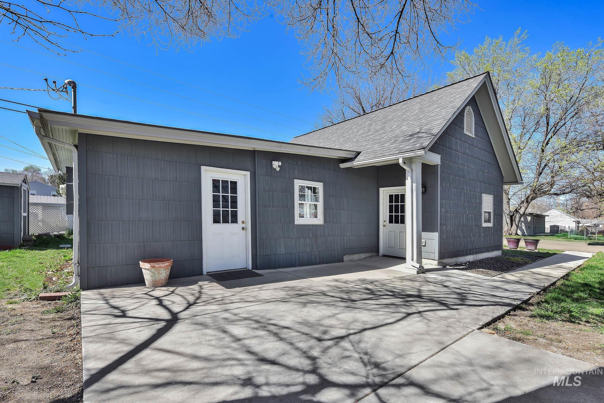 1904 Blaine St, Caldwell, Idaho 83605-4341, 4 Bedrooms, 2 Bathrooms, Residential For Sale, Price $498,900, 98980951