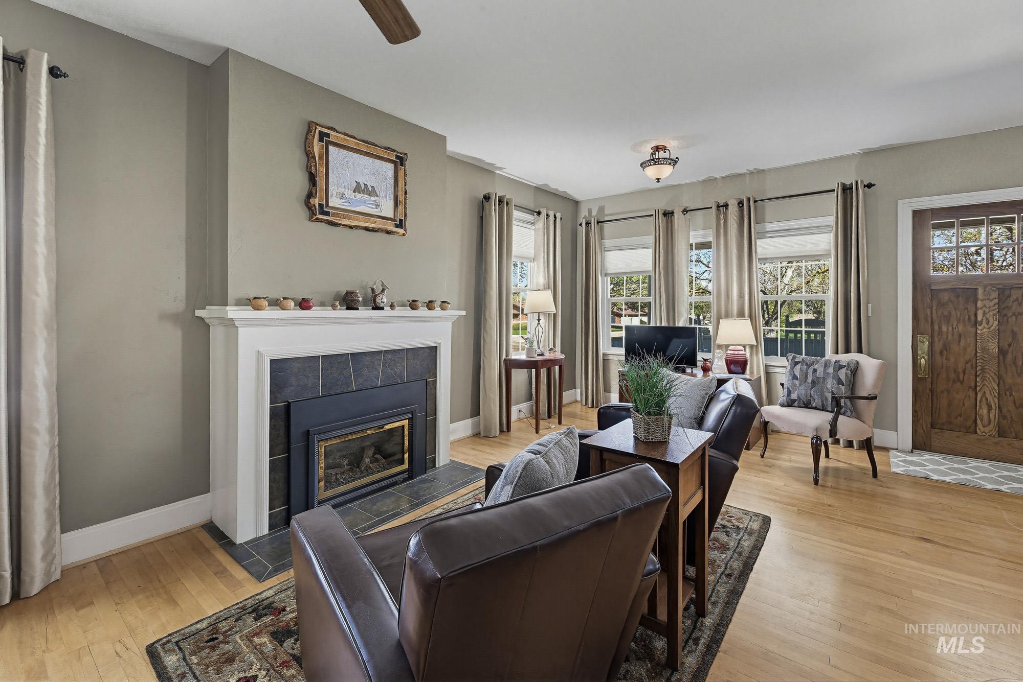 1904 Blaine St, Caldwell, Idaho 83605-4341, 4 Bedrooms, 2 Bathrooms, Residential For Sale, Price $498,900, 98980951