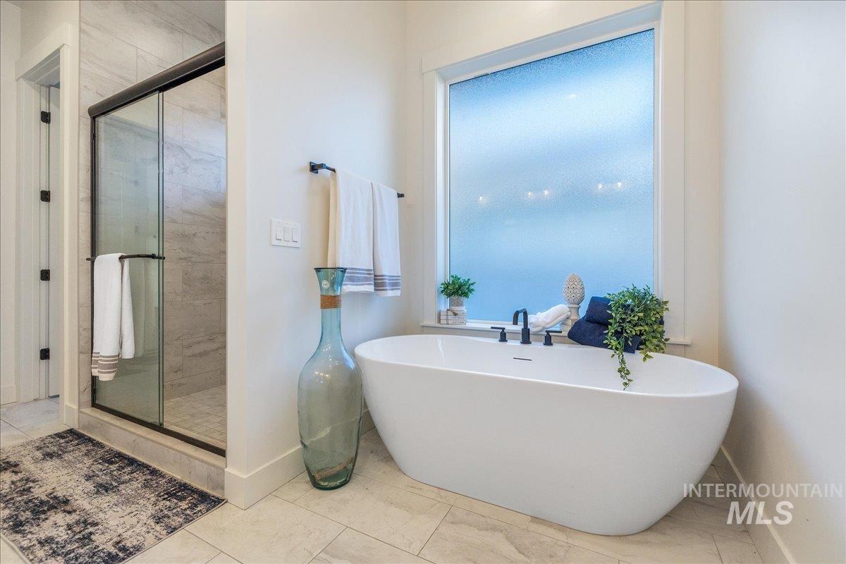 8872 W Suttle Lake Dr, Boise, Idaho 83714, 4 Bedrooms, 2.5 Bathrooms, Residential For Sale, Price $1,037,000, 98980952