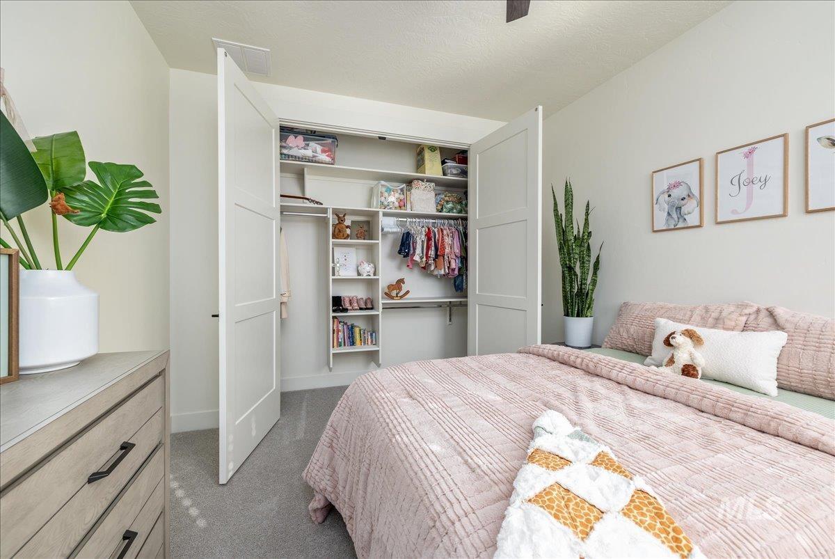 8872 W Suttle Lake Dr, Boise, Idaho 83714, 4 Bedrooms, 2.5 Bathrooms, Residential For Sale, Price $1,037,000, 98980952