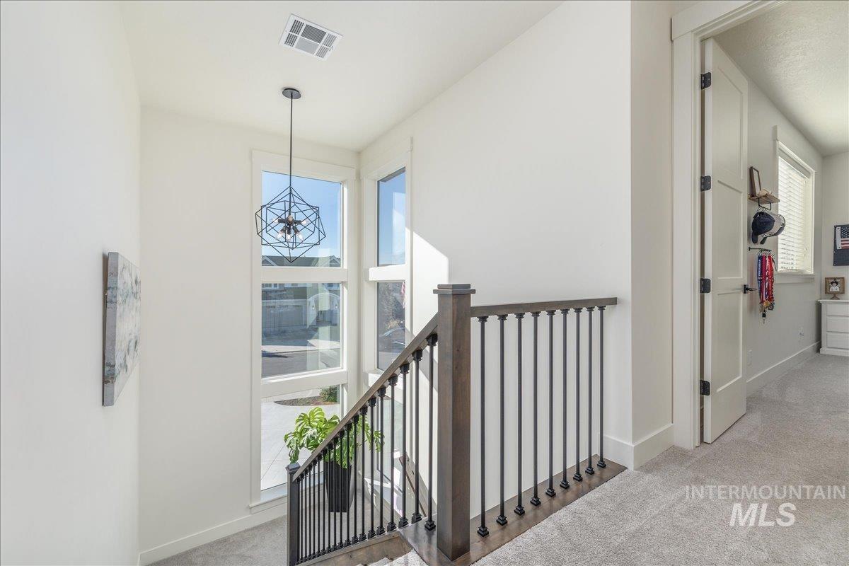 8872 W Suttle Lake Dr, Boise, Idaho 83714, 4 Bedrooms, 2.5 Bathrooms, Residential For Sale, Price $1,037,000, 98980952