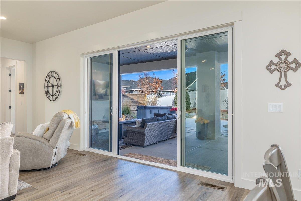 8872 W Suttle Lake Dr, Boise, Idaho 83714, 4 Bedrooms, 2.5 Bathrooms, Residential For Sale, Price $1,037,000, 98980952