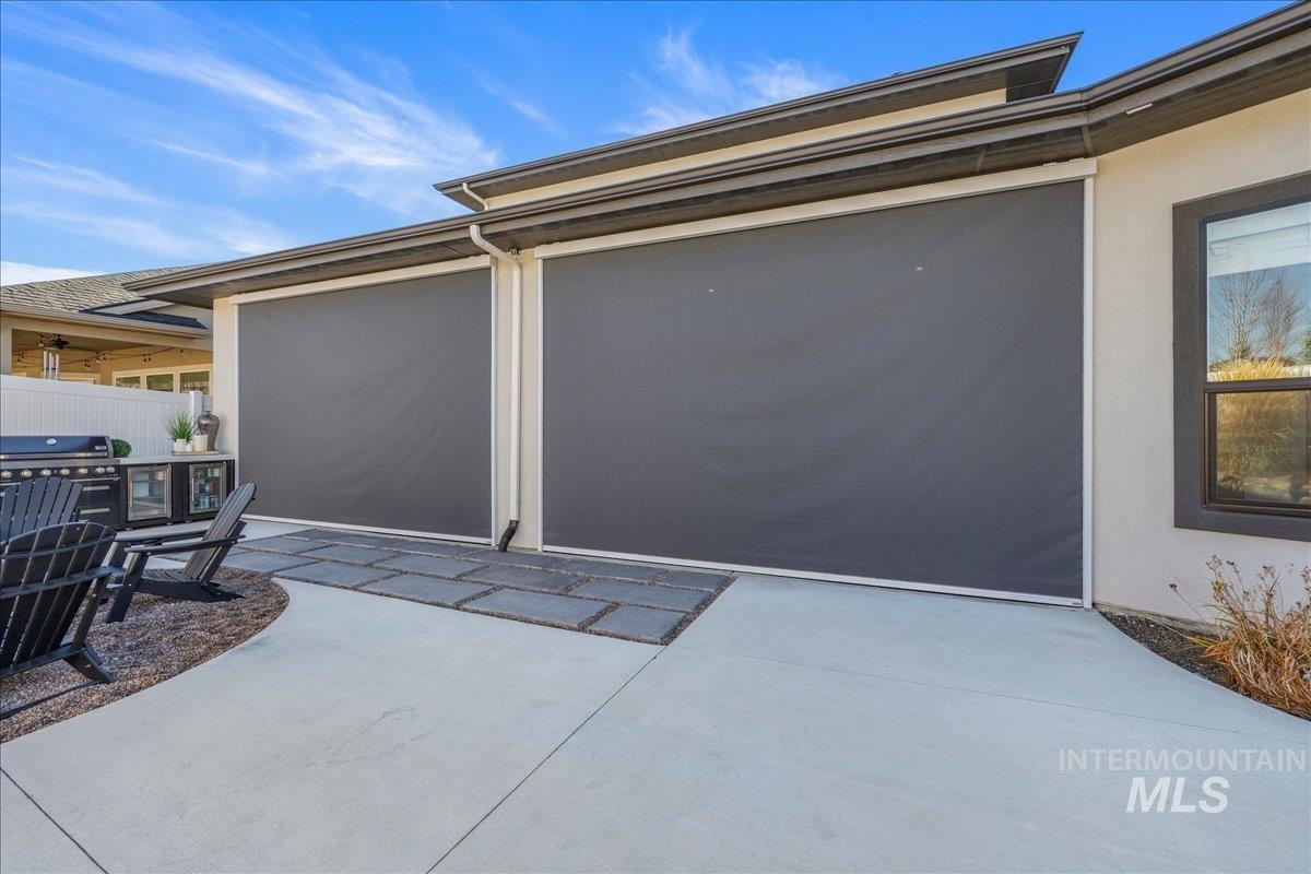 8872 W Suttle Lake Dr, Boise, Idaho 83714, 4 Bedrooms, 2.5 Bathrooms, Residential For Sale, Price $1,037,000, 98980952