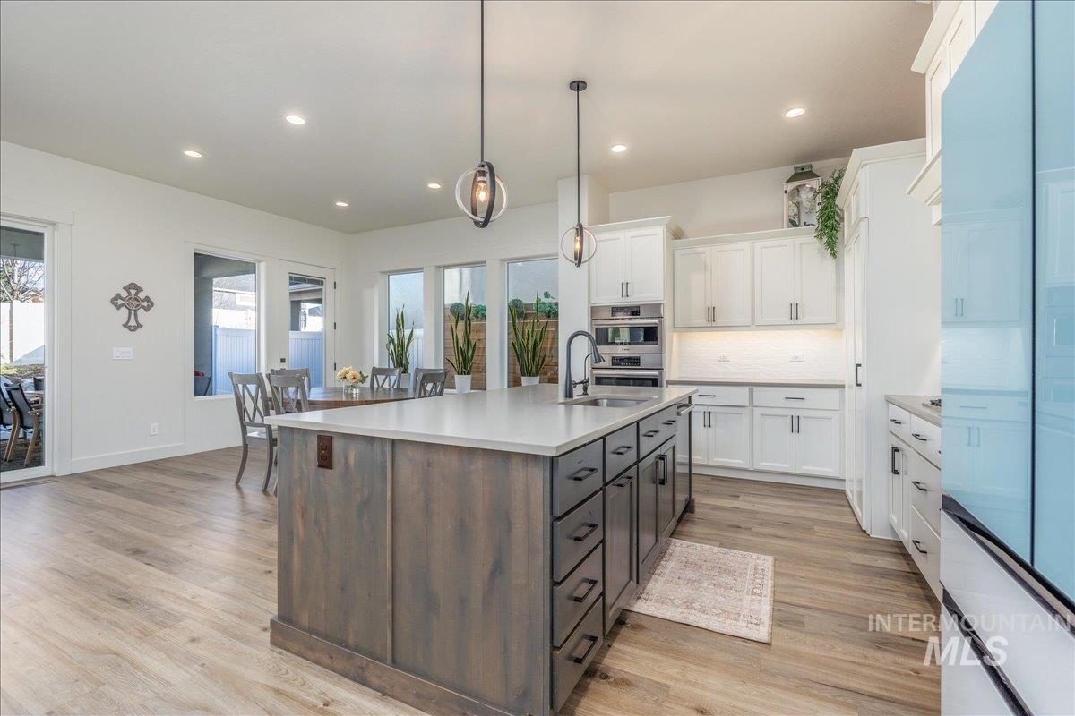 8872 W Suttle Lake Dr, Boise, Idaho 83714, 4 Bedrooms, 2.5 Bathrooms, Residential For Sale, Price $1,037,000, 98980952