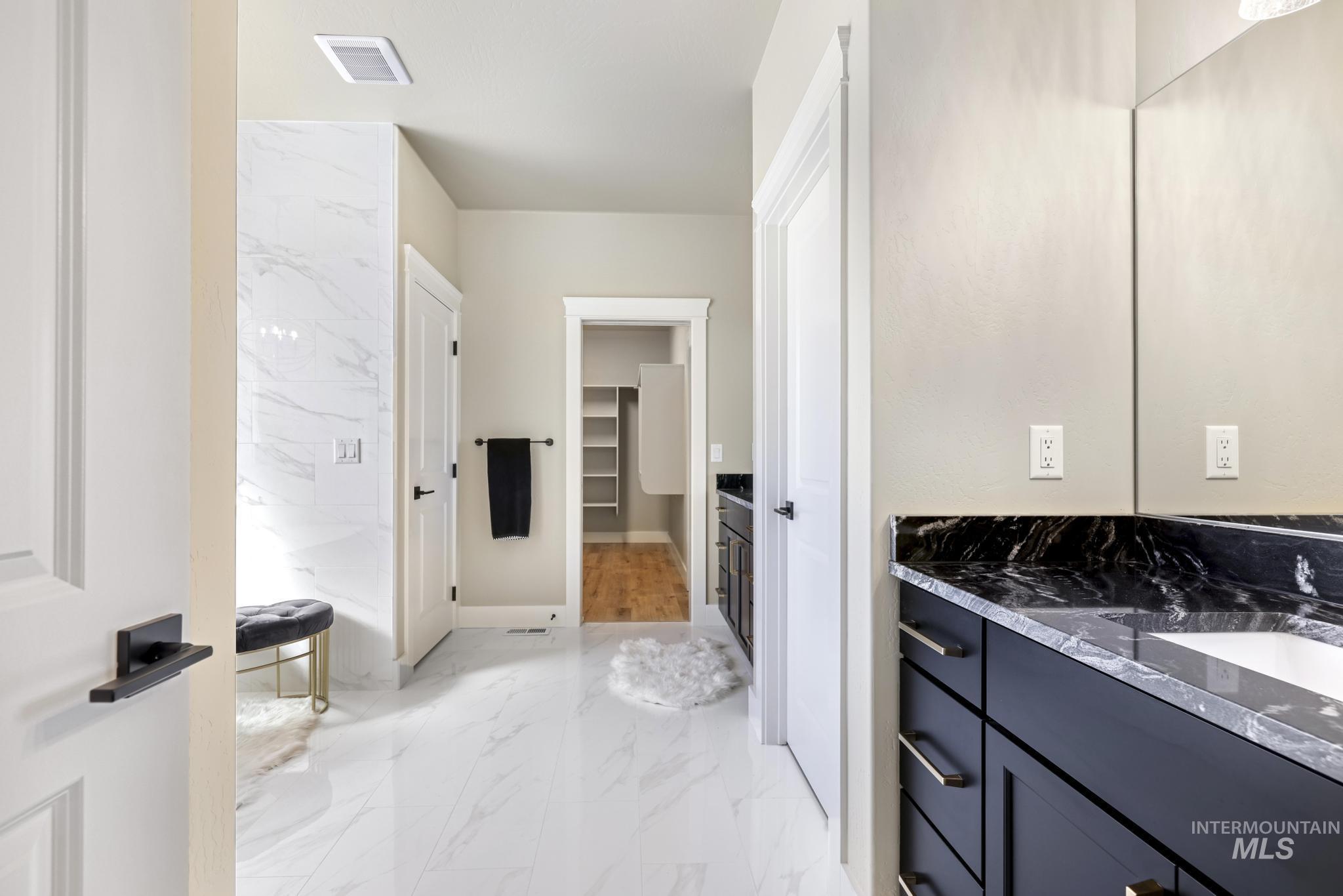 594 Canyon Mist, Twin Falls, Idaho 83301, 3 Bedrooms, 2.5 Bathrooms, Residential For Sale, Price $735,000, 98980954