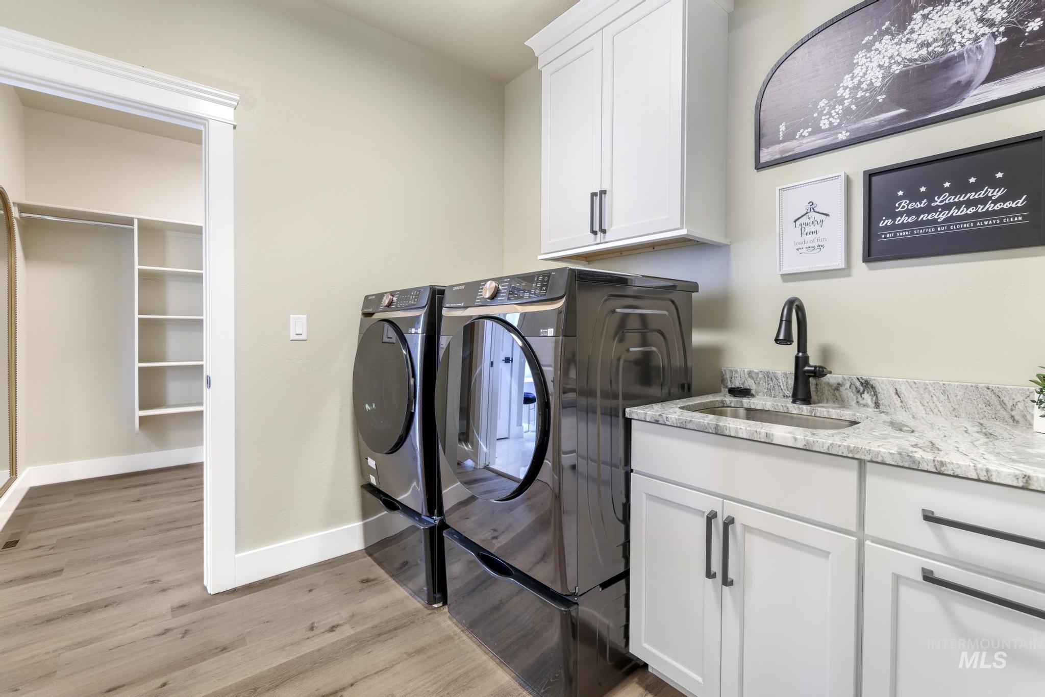 594 Canyon Mist, Twin Falls, Idaho 83301, 3 Bedrooms, 2.5 Bathrooms, Residential For Sale, Price $735,000, 98980954