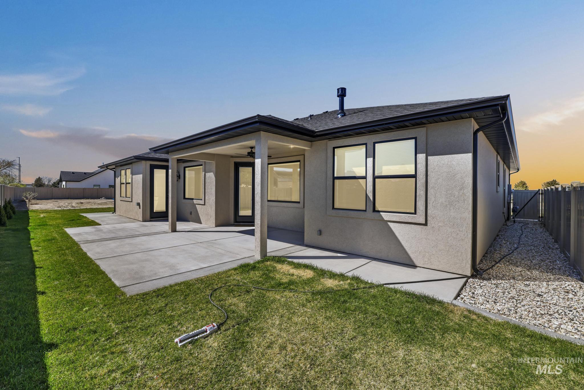 594 Canyon Mist, Twin Falls, Idaho 83301, 3 Bedrooms, 2.5 Bathrooms, Residential For Sale, Price $735,000, 98980954