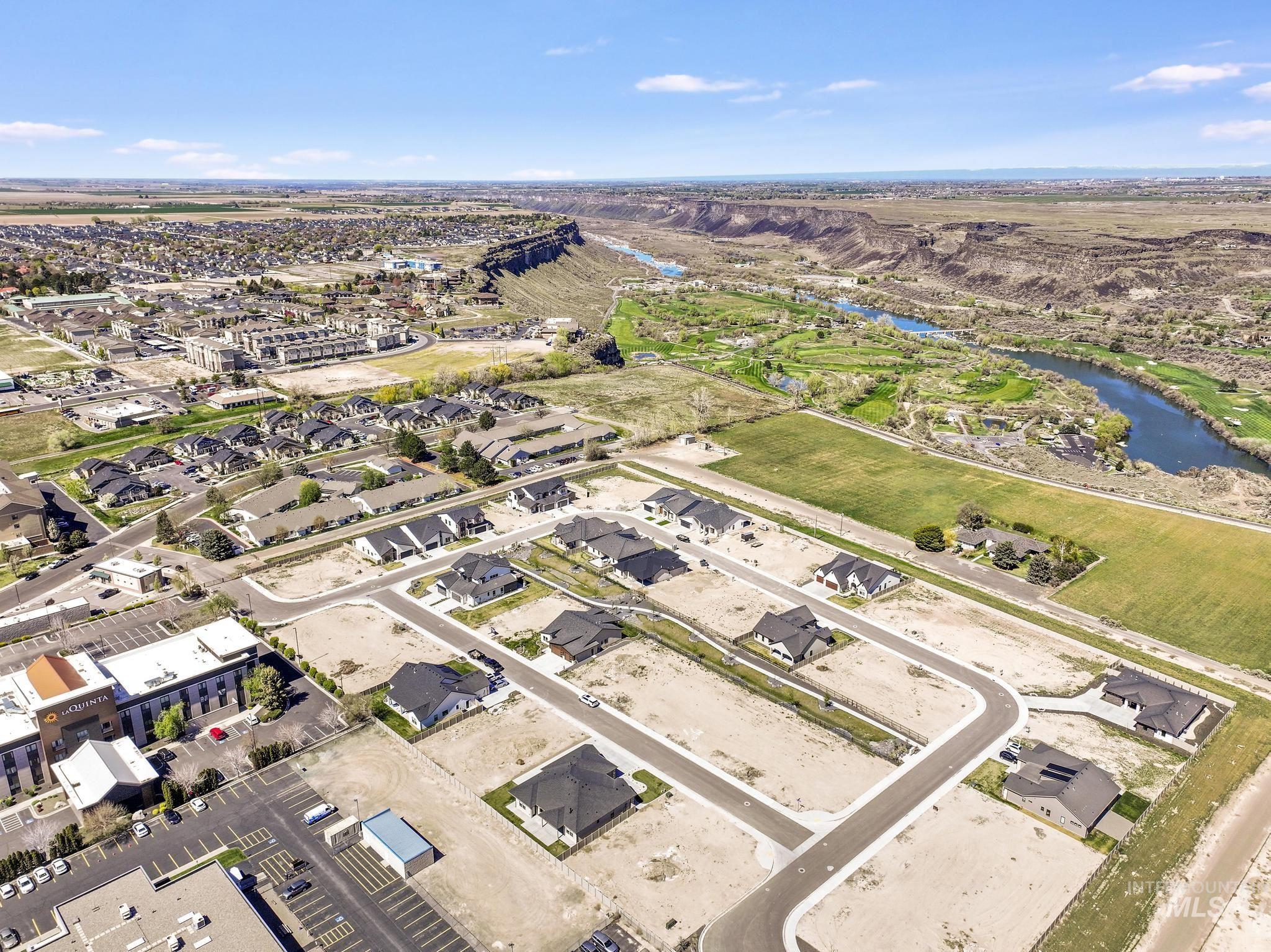 594 Canyon Mist, Twin Falls, Idaho 83301, 3 Bedrooms, 2.5 Bathrooms, Residential For Sale, Price $735,000, 98980954