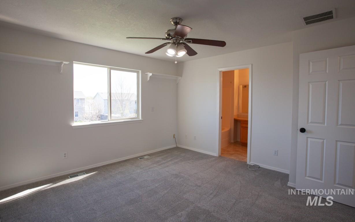 3121 Ray Ave, Caldwell, Idaho 83605, 3 Bedrooms, 2.5 Bathrooms, Residential For Sale, Price $359,900, 98980955