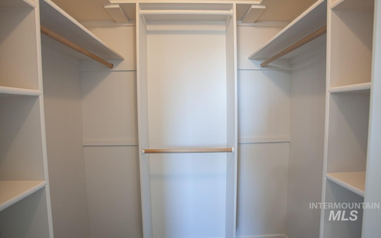 3121 Ray Ave, Caldwell, Idaho 83605, 3 Bedrooms, 2.5 Bathrooms, Residential For Sale, Price $359,900, 98980955