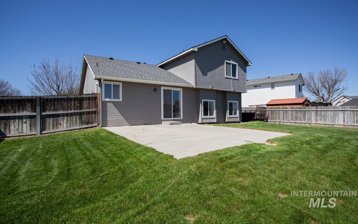 3121 Ray Ave, Caldwell, Idaho 83605, 3 Bedrooms, 2.5 Bathrooms, Residential For Sale, Price $359,900, 98980955