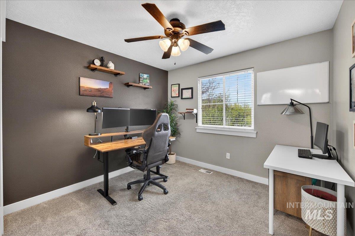 1826 N Henderson Ave, Meridian, Idaho 83646, 4 Bedrooms, 3 Bathrooms, Residential For Sale, Price $619,900, 98980956