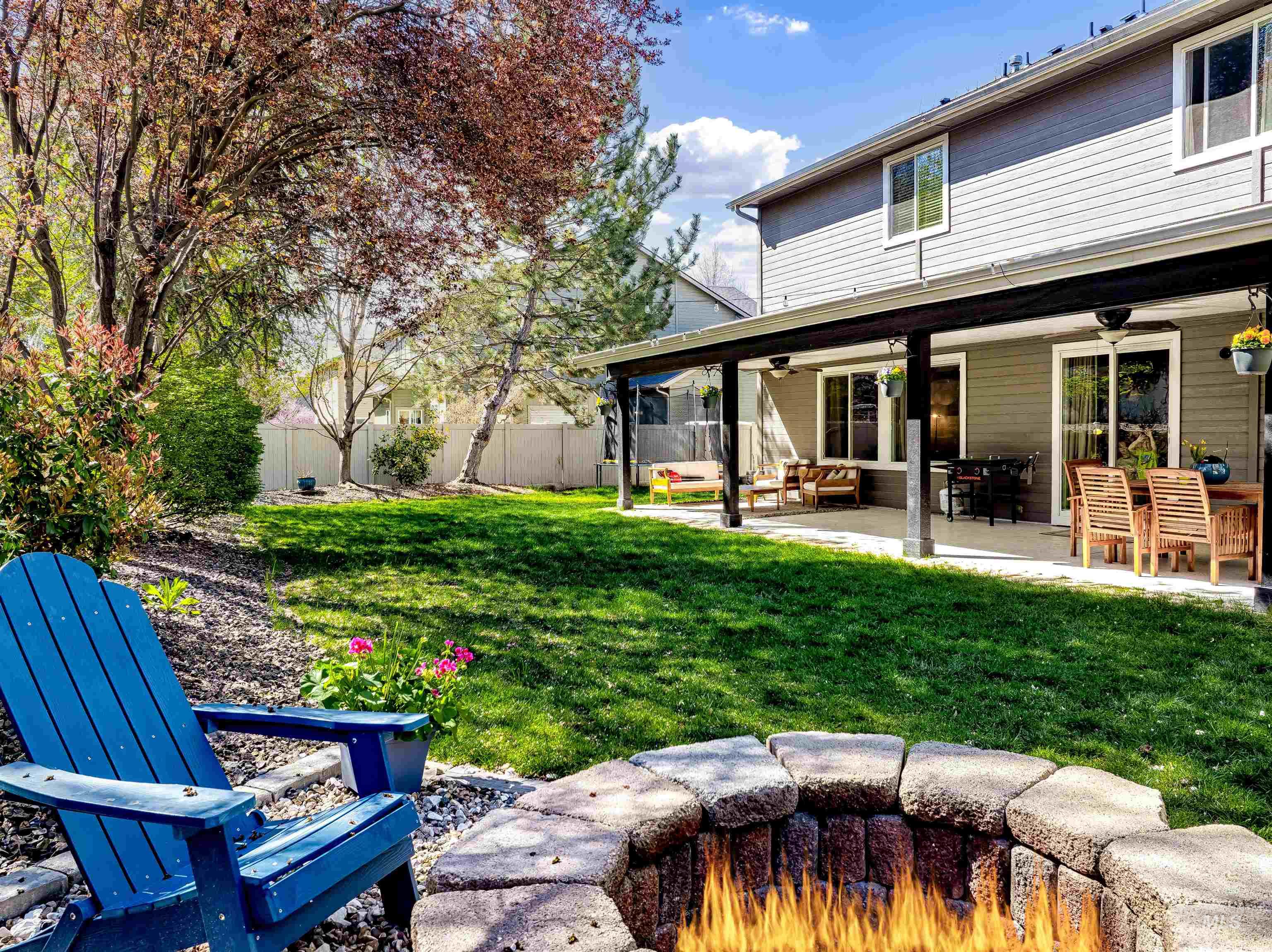 1826 N Henderson Ave, Meridian, Idaho 83646, 4 Bedrooms, 3 Bathrooms, Residential For Sale, Price $619,900, 98980956