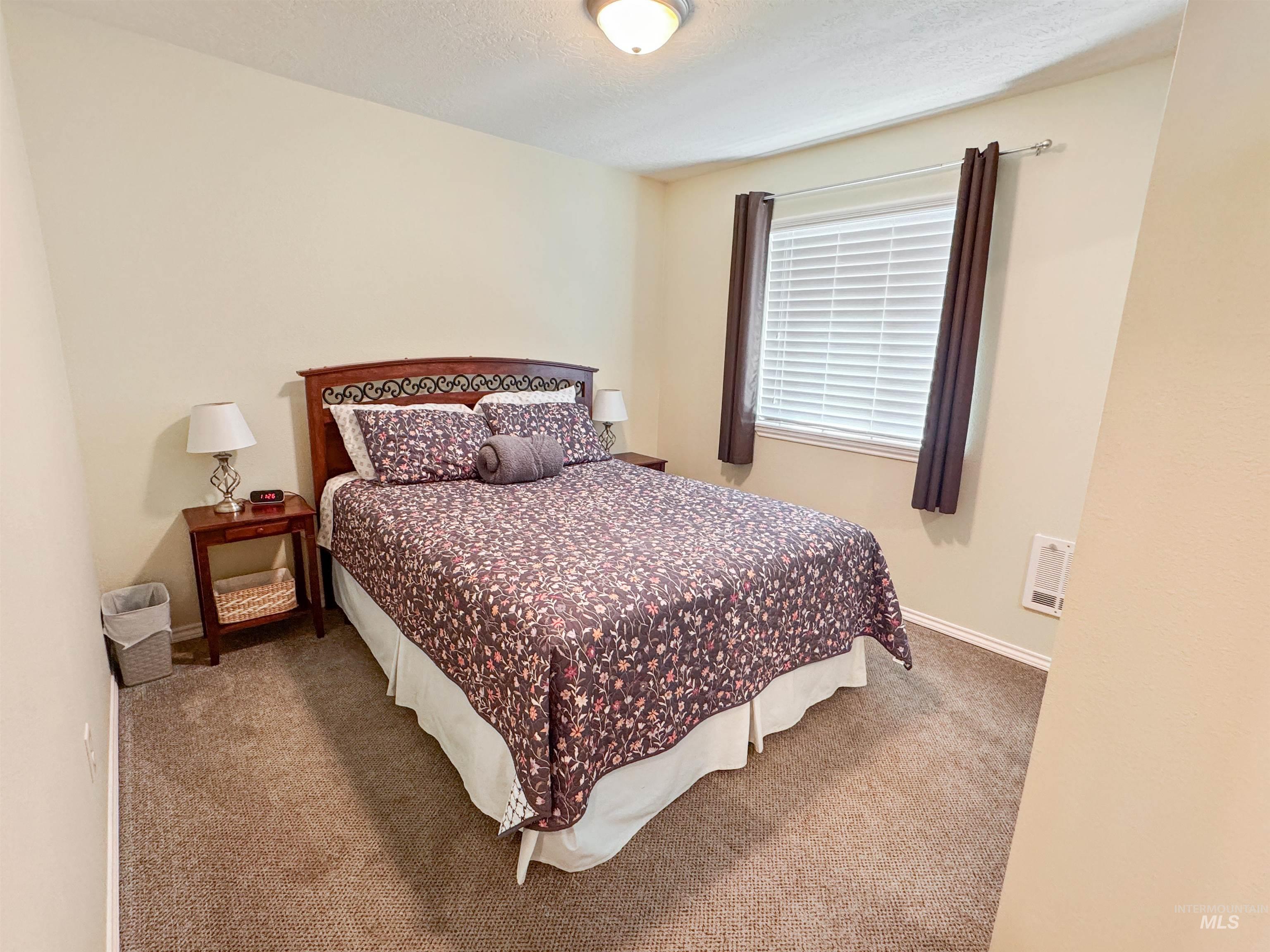 300 S Main, Riggins, Idaho 83549, 2 Bedrooms, 1 Bathroom, Residential For Sale, Price $168,977,MLS 98980957