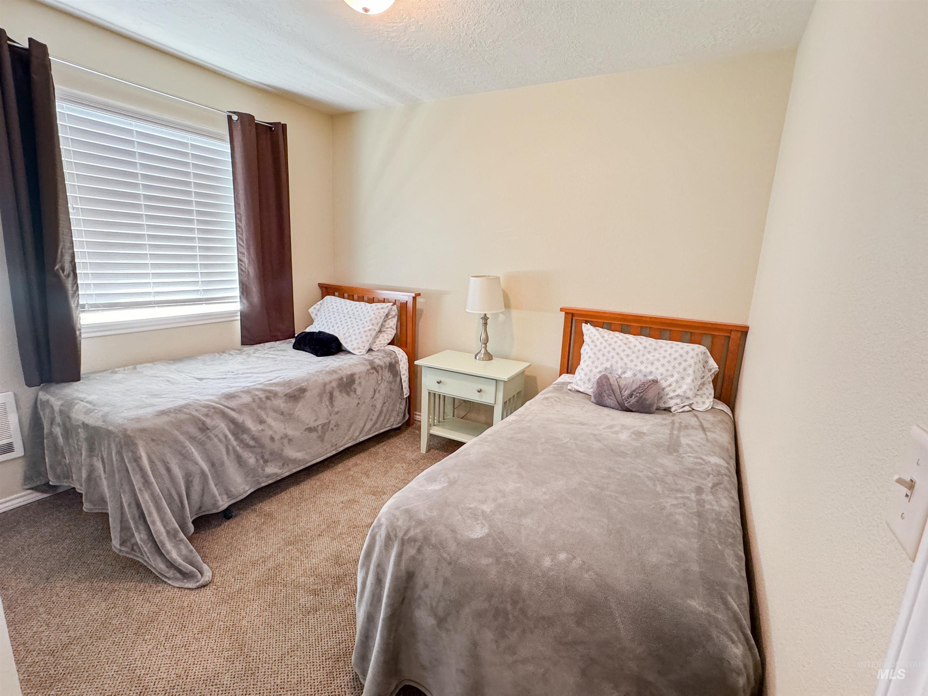 300 S Main, Riggins, Idaho 83549, 2 Bedrooms, 1 Bathroom, Residential For Sale, Price $168,977,MLS 98980957