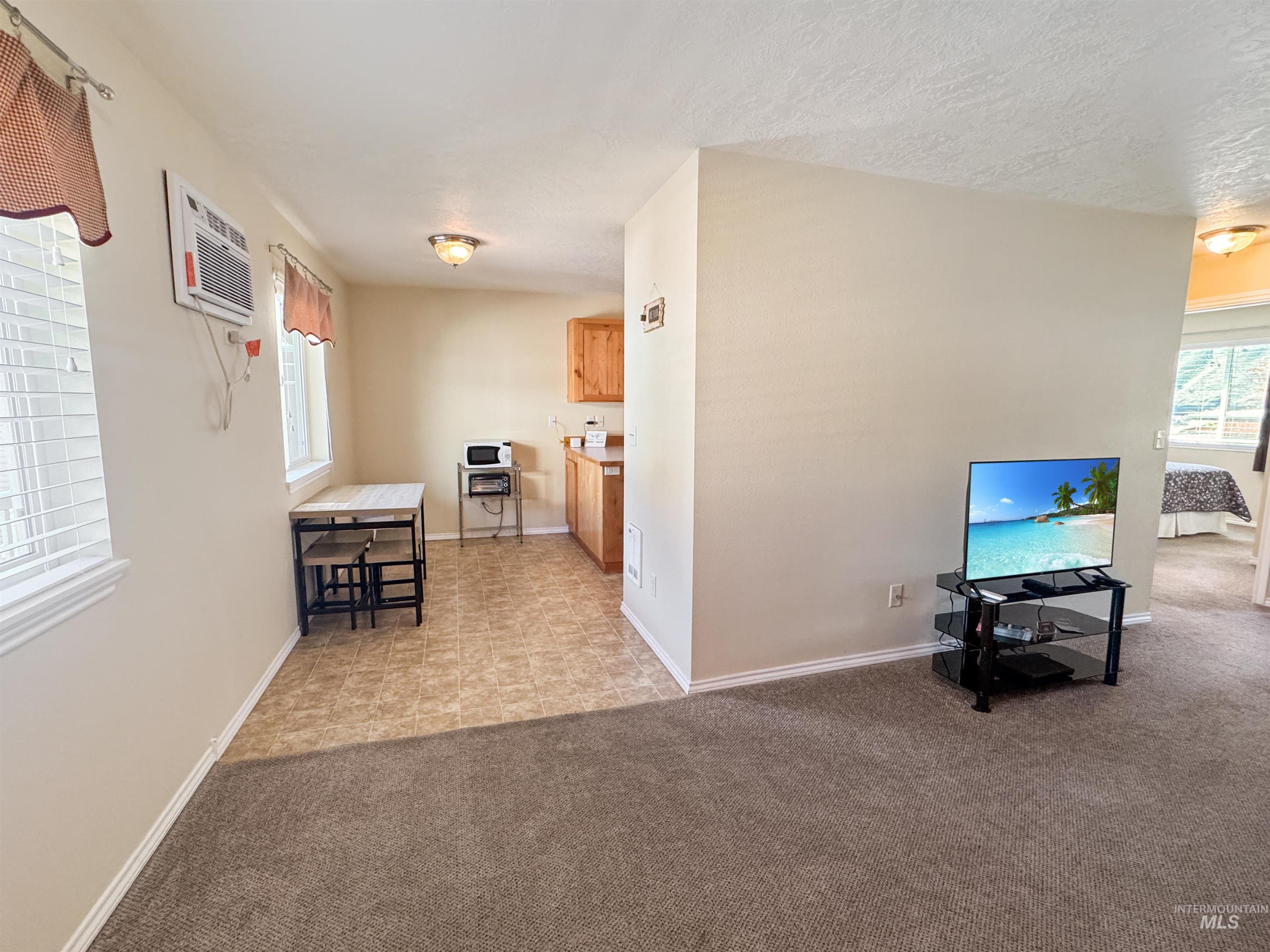 300 S Main, Riggins, Idaho 83549, 2 Bedrooms, 1 Bathroom, Residential For Sale, Price $168,977,MLS 98980957