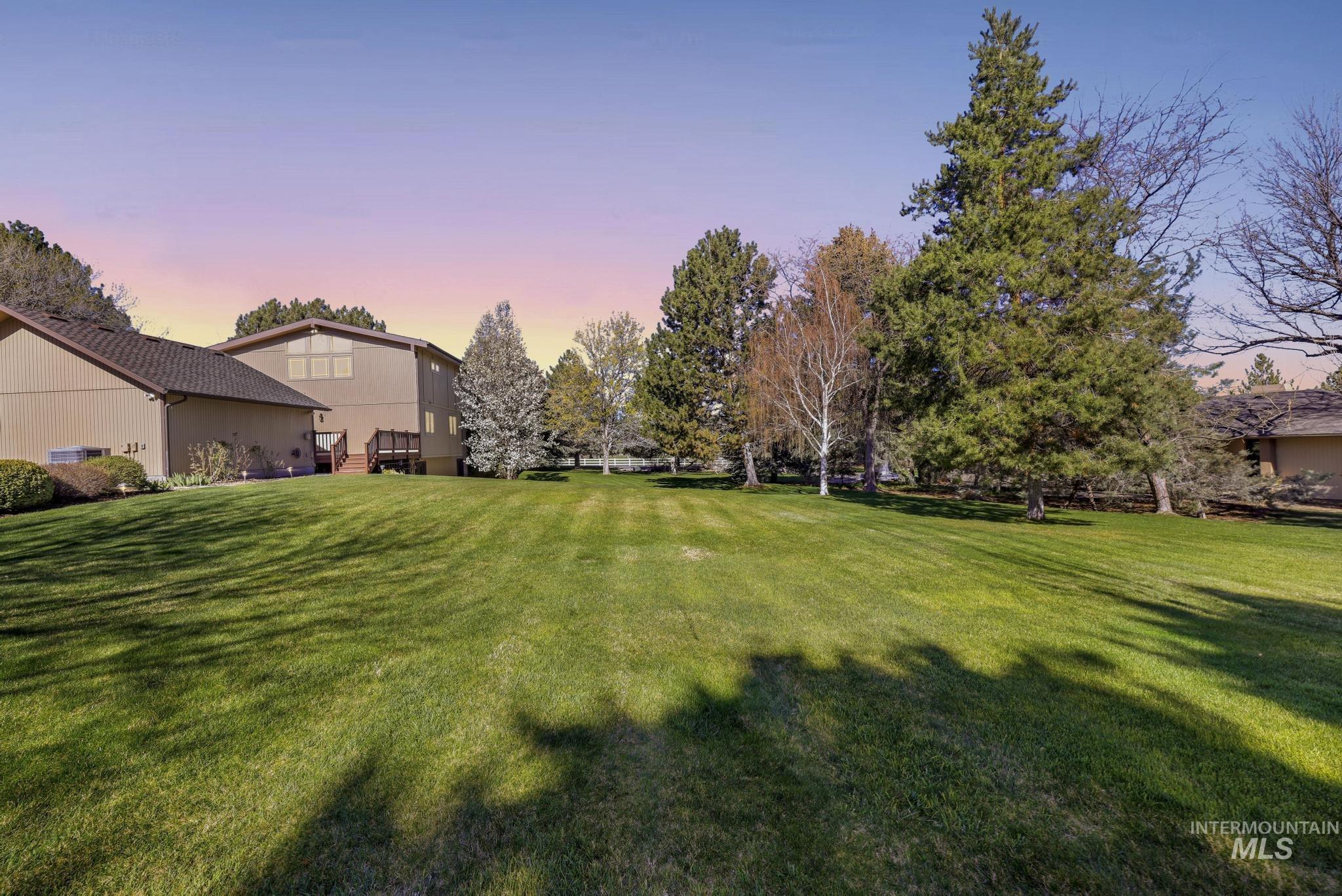 1172 Hankins Rd N, Twin Falls, Idaho 83301, 5 Bedrooms, 3 Bathrooms, Residential For Sale, Price $825,000, 98980958