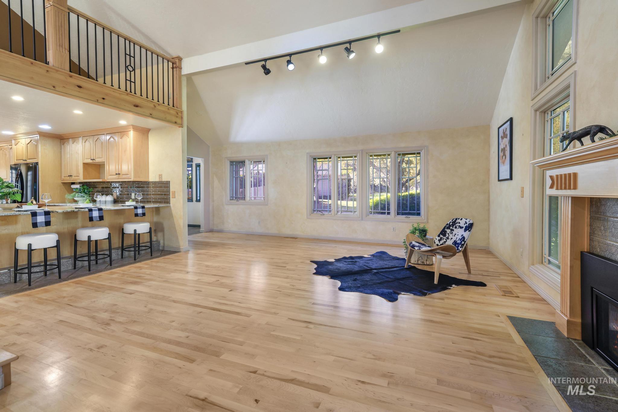 1172 Hankins Rd N, Twin Falls, Idaho 83301, 5 Bedrooms, 3 Bathrooms, Residential For Sale, Price $825,000, 98980958