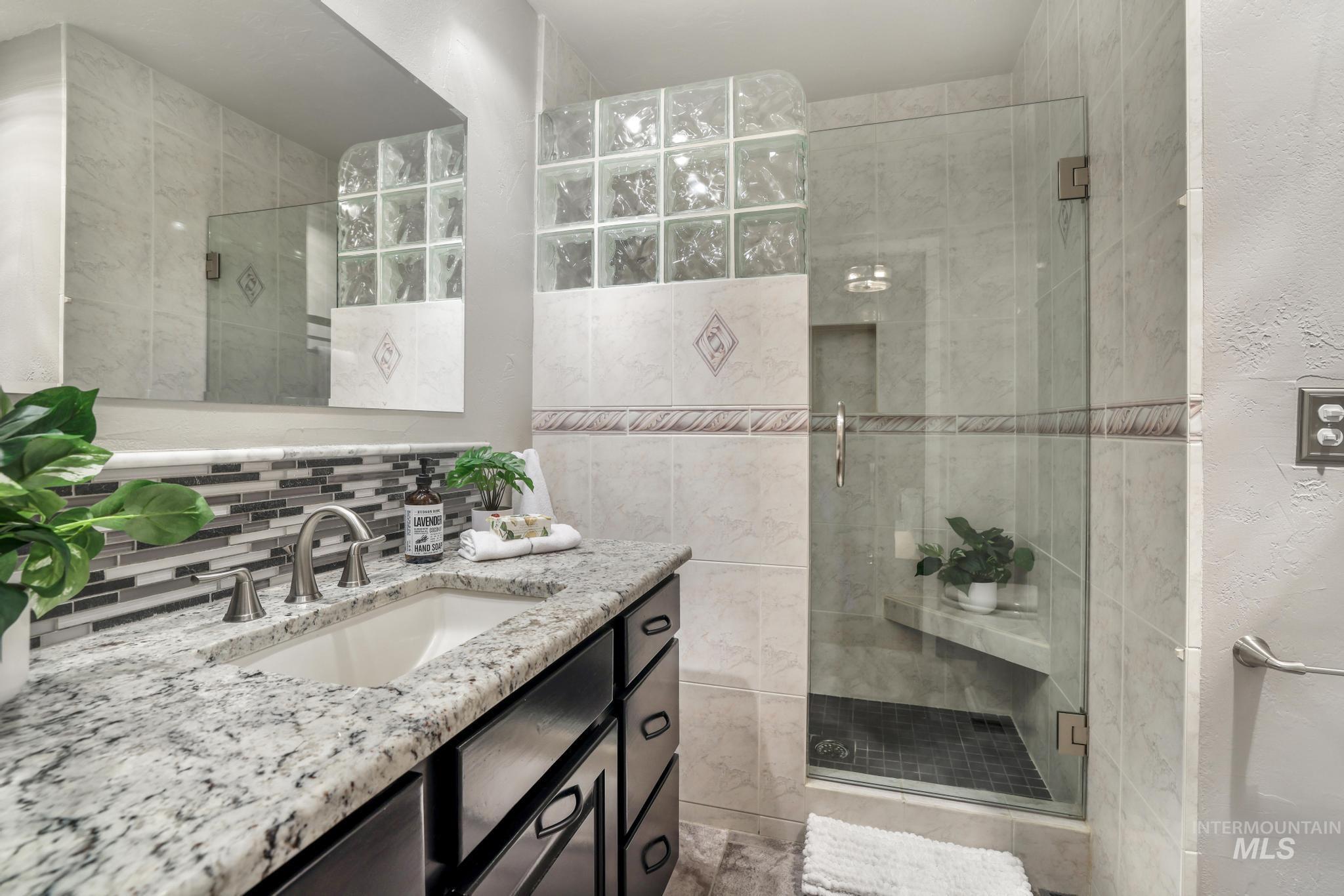 1172 Hankins Rd N, Twin Falls, Idaho 83301, 5 Bedrooms, 3 Bathrooms, Residential For Sale, Price $798,000, 98980958