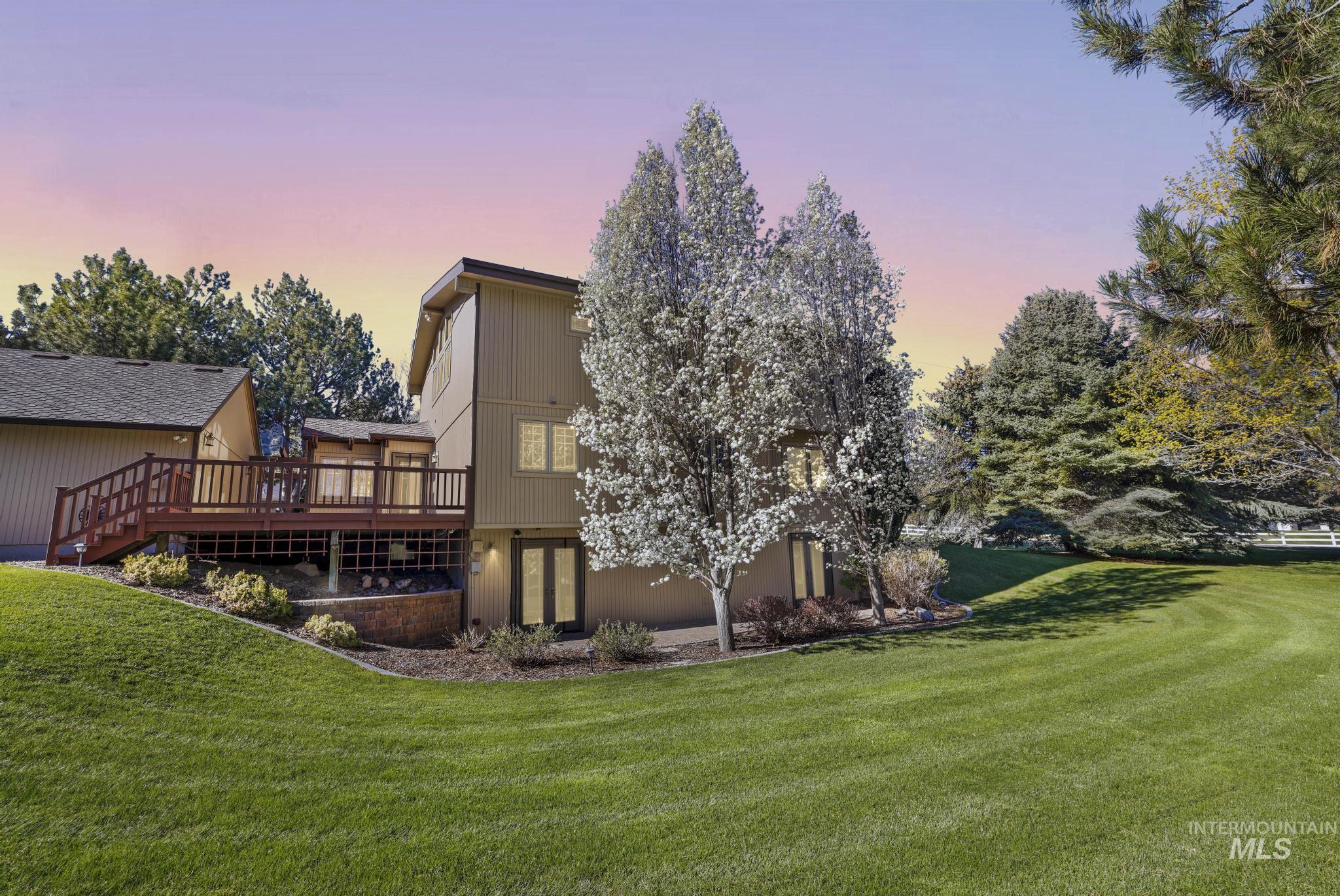 1172 Hankins Rd N, Twin Falls, Idaho 83301, 5 Bedrooms, 3 Bathrooms, Residential For Sale, Price $825,000, 98980958