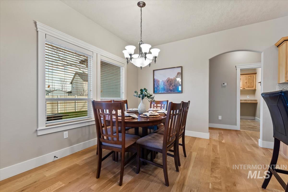 514 W Black Rock Dr, Meridian, Idaho 83646, 4 Bedrooms, 2.5 Bathrooms, Residential For Sale, Price $650,000, 98980961