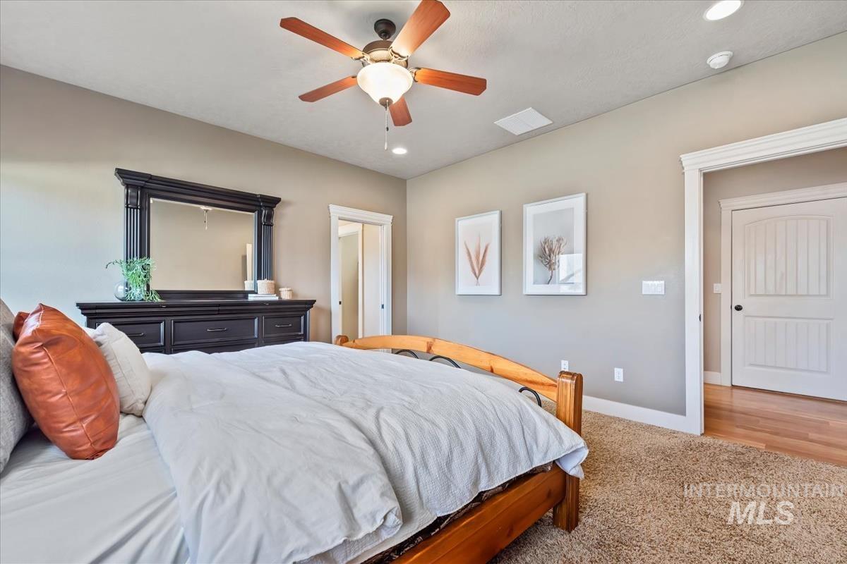 514 W Black Rock Dr, Meridian, Idaho 83646, 4 Bedrooms, 2.5 Bathrooms, Residential For Sale, Price $650,000, 98980961