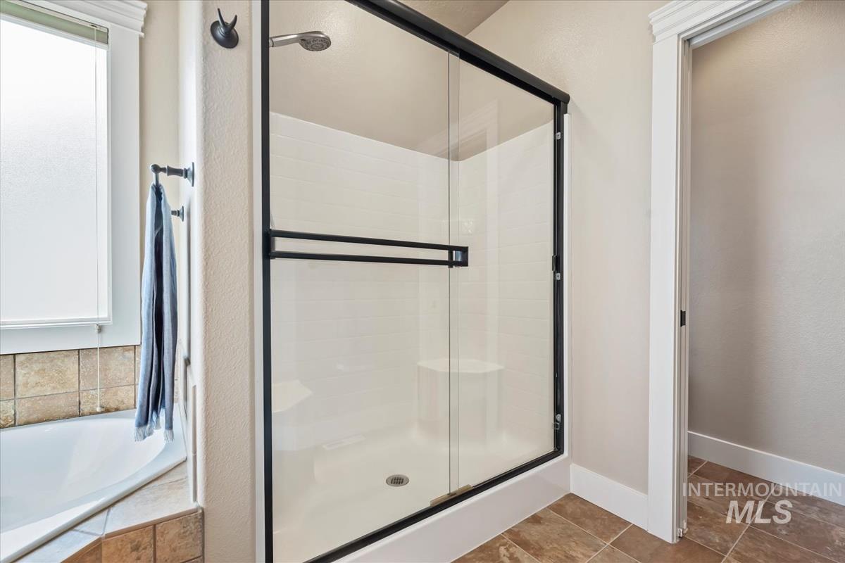 514 W Black Rock Dr, Meridian, Idaho 83646, 4 Bedrooms, 2.5 Bathrooms, Residential For Sale, Price $650,000, 98980961