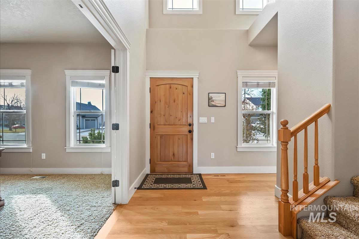 514 W Black Rock Dr, Meridian, Idaho 83646, 4 Bedrooms, 2.5 Bathrooms, Residential For Sale, Price $650,000, 98980961