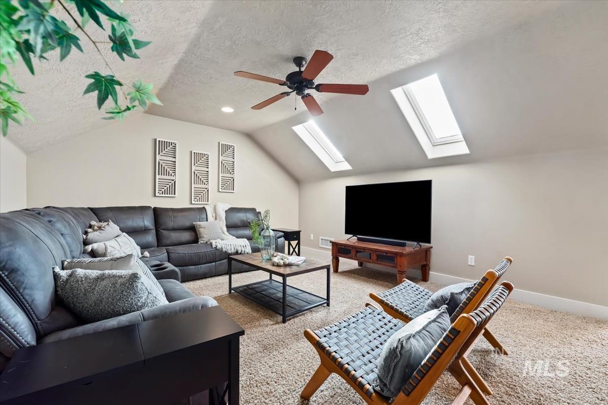 514 W Black Rock Dr, Meridian, Idaho 83646, 4 Bedrooms, 2.5 Bathrooms, Residential For Sale, Price $650,000, 98980961