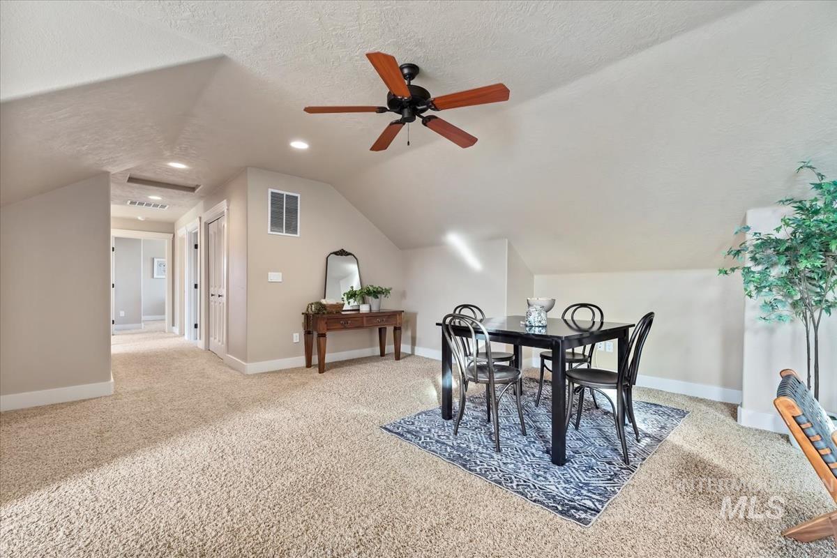 514 W Black Rock Dr, Meridian, Idaho 83646, 4 Bedrooms, 2.5 Bathrooms, Residential For Sale, Price $650,000, 98980961