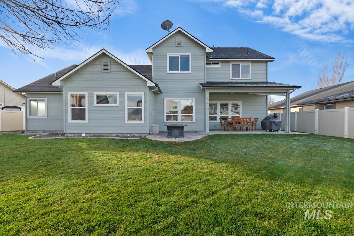 514 W Black Rock Dr, Meridian, Idaho 83646, 4 Bedrooms, 2.5 Bathrooms, Residential For Sale, Price $650,000, 98980961