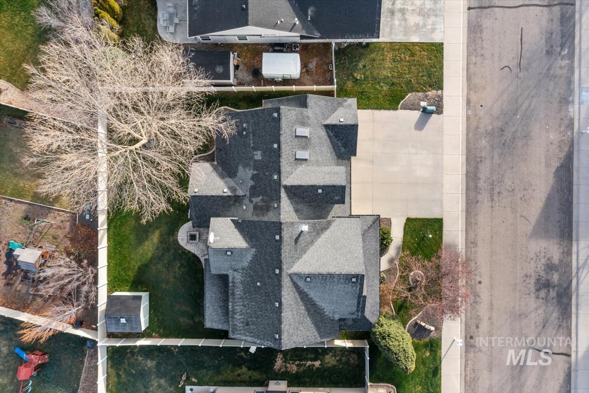 514 W Black Rock Dr, Meridian, Idaho 83646, 4 Bedrooms, 2.5 Bathrooms, Residential For Sale, Price $650,000, 98980961