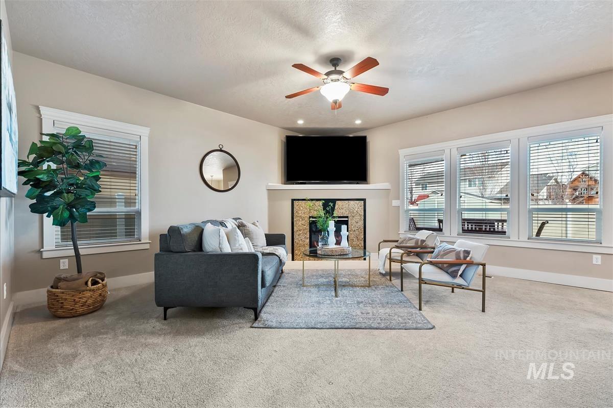 514 W Black Rock Dr, Meridian, Idaho 83646, 4 Bedrooms, 2.5 Bathrooms, Residential For Sale, Price $650,000, 98980961