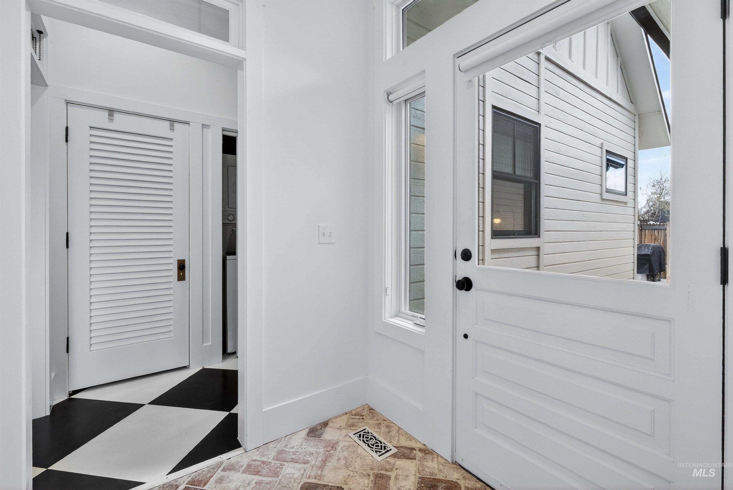 5125 N Pierce Park Lane, Boise, Idaho 83714-7813, 3 Bedrooms, 2.5 Bathrooms, Residential For Sale, Price $620,000, 98980962