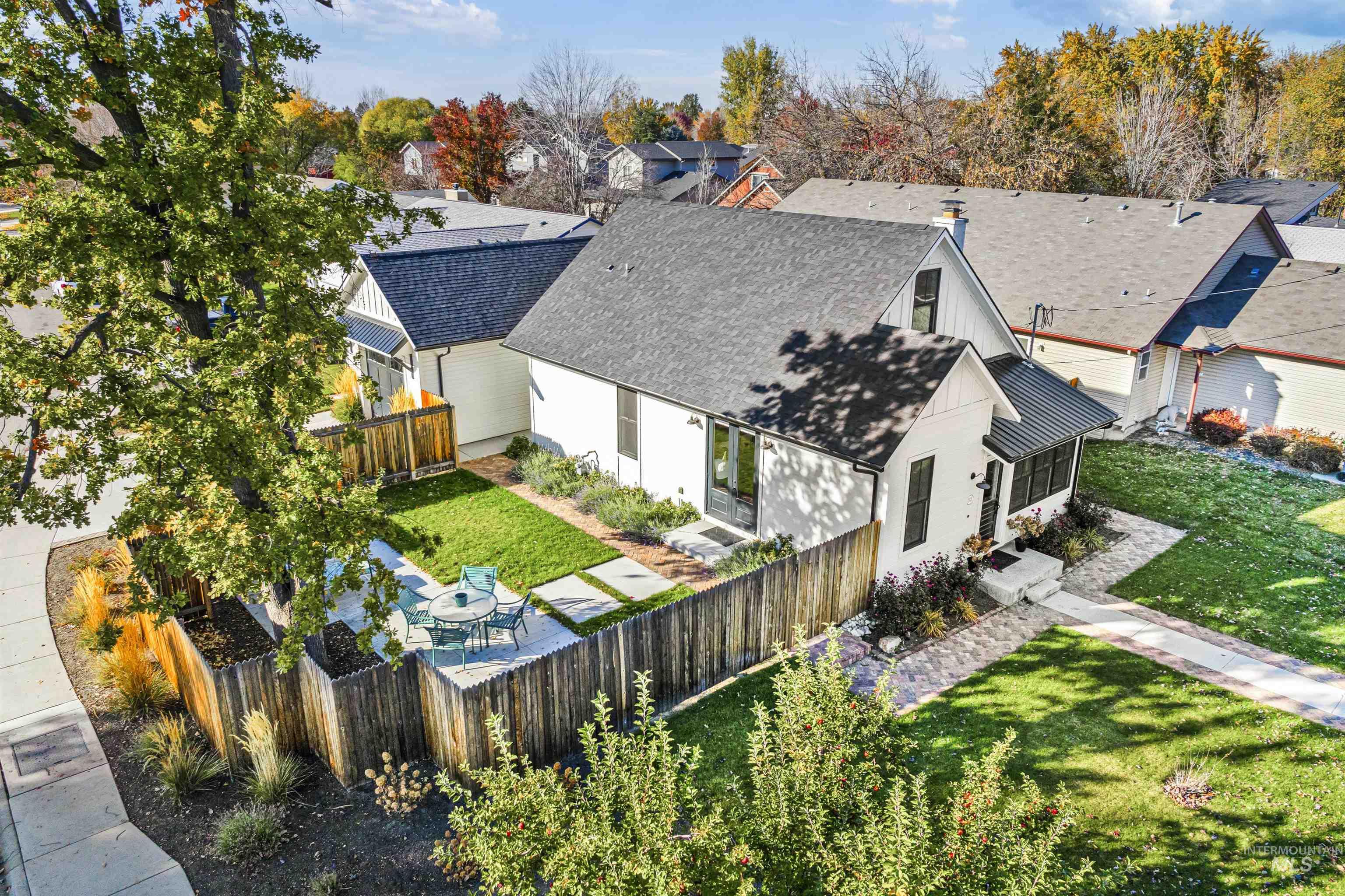 5125 N Pierce Park Lane, Boise, Idaho 83714-7813, 3 Bedrooms, 2.5 Bathrooms, Residential For Sale, Price $620,000, 98980962