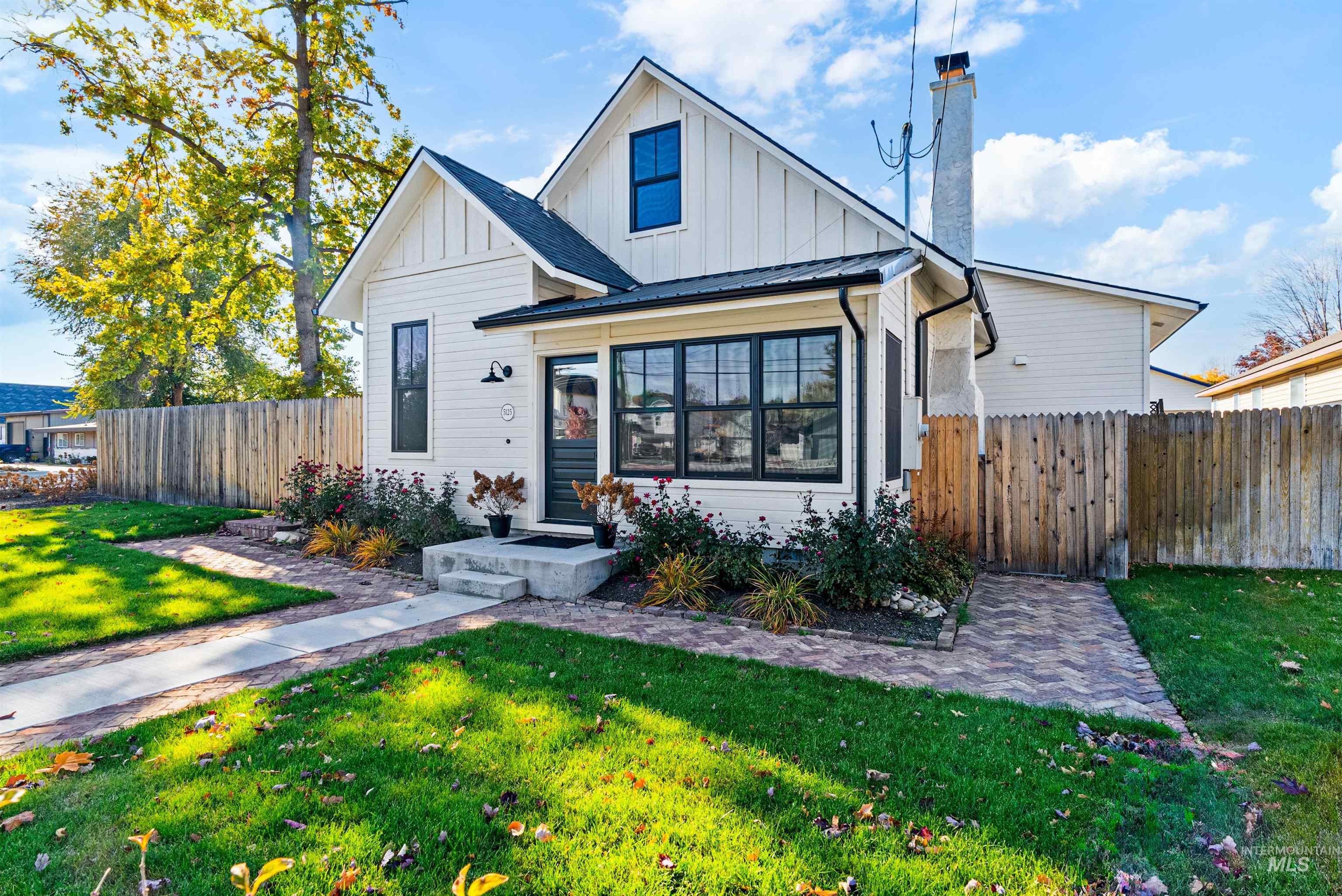 5125 N Pierce Park Lane, Boise, Idaho 83714-7813, 3 Bedrooms, 2.5 Bathrooms, Residential For Sale, Price $620,000, 98980962